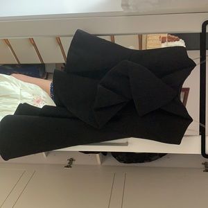 DO+BE asymmetrical black top